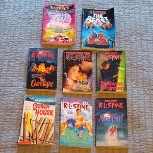 R.L. Stine Fear Street Book Collection 8 Books Total